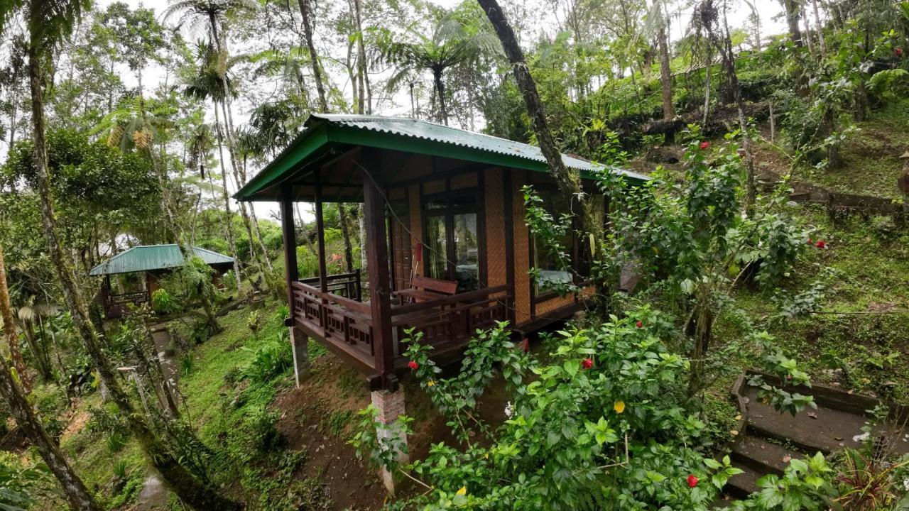 Rimba Eco Resort Tomohon Eksteriør bilde